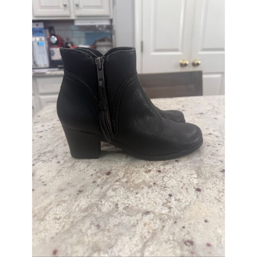Aerosoles Heelrest Black Acrobatic Side Zip Boots sz 6.5